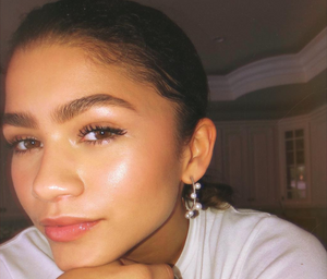 Zendaya Stuns In MATEO