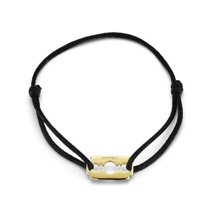 Lâmina de barbear 14kt em pulseira de nylon preta