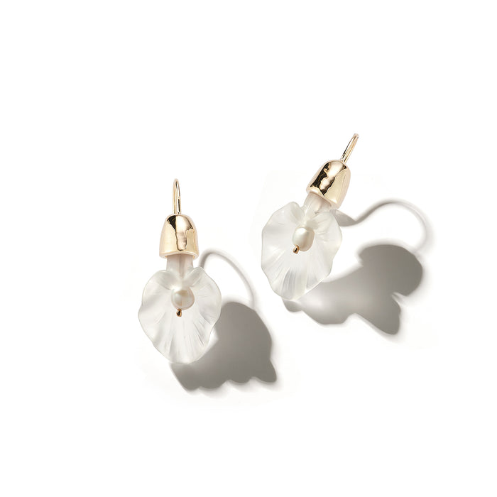Calla Lily Pearl Drop Earrings
