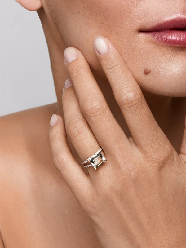 Green Amethyst Point of Focus Ring