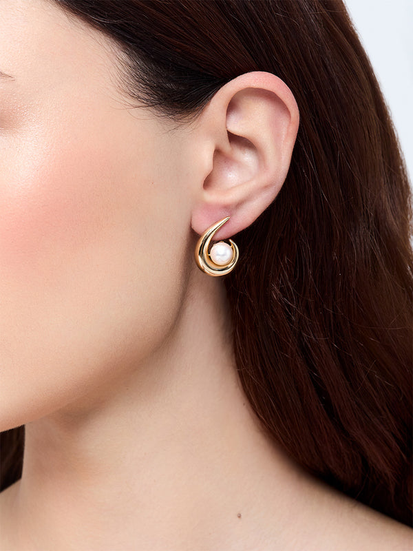 14kt Pearl Curl Earrings