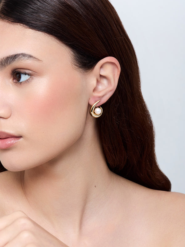 14kt Pearl Curl Earrings