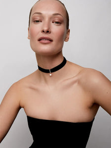 14kt Black Velvet Pearl choker MATEO 14kt Black Velvet Pearl choker MATEO