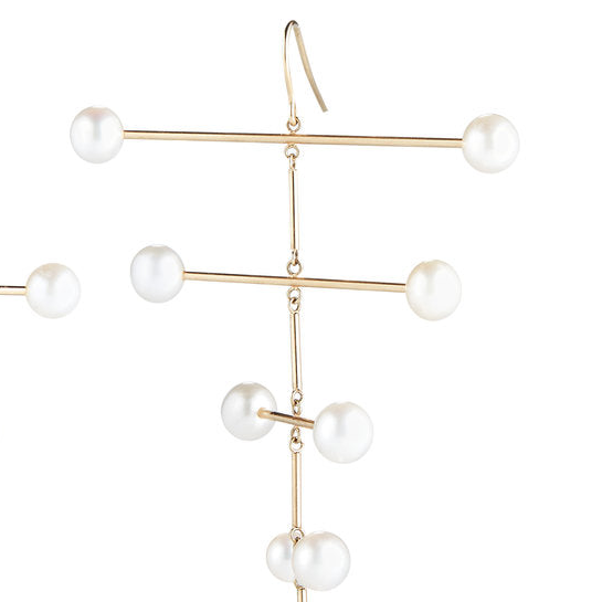 Pearl Blizzard Mobile Earring