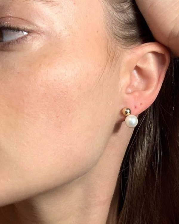 Brincos em Ouro 14k com Design Ear Jacket, Esfera e Pérola
