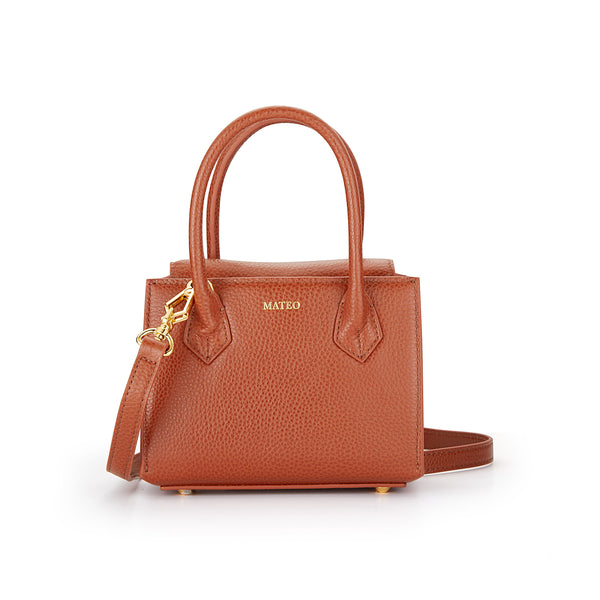Bolsa Diana de couro granulado conhaque