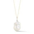 Colar de pérolas barrocas em ouro 14kt e diamantes