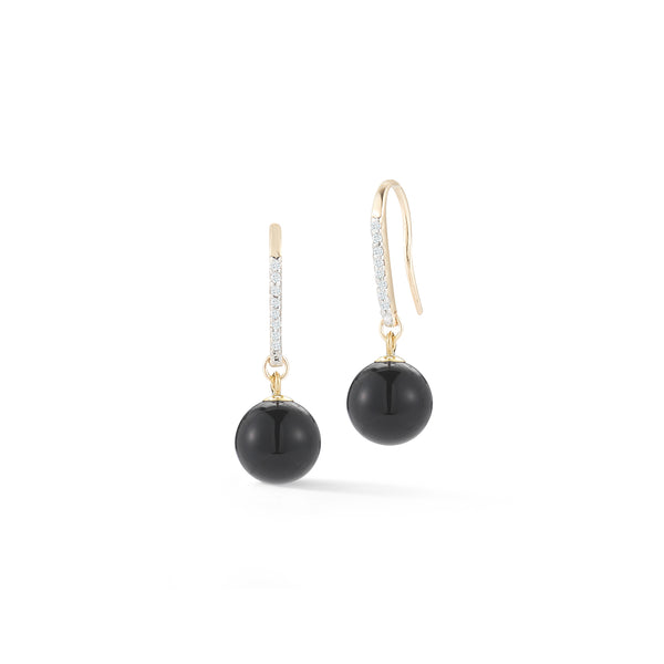Brincos de gota simples de ônix em ouro 14k