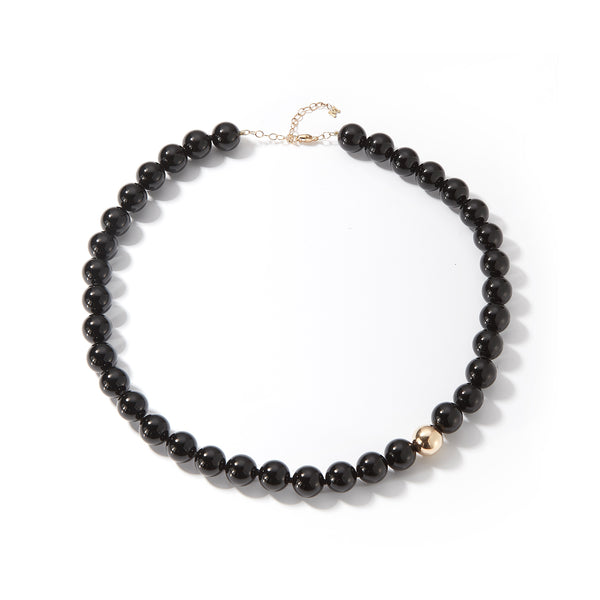 Colar ônix 14kt com bolinhas douradas