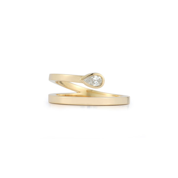 Anel espiral de diamante pera 14kt