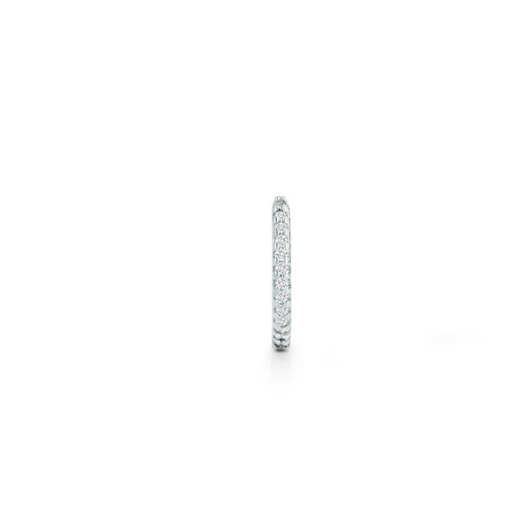 Huggie de diamante único de 12 mm